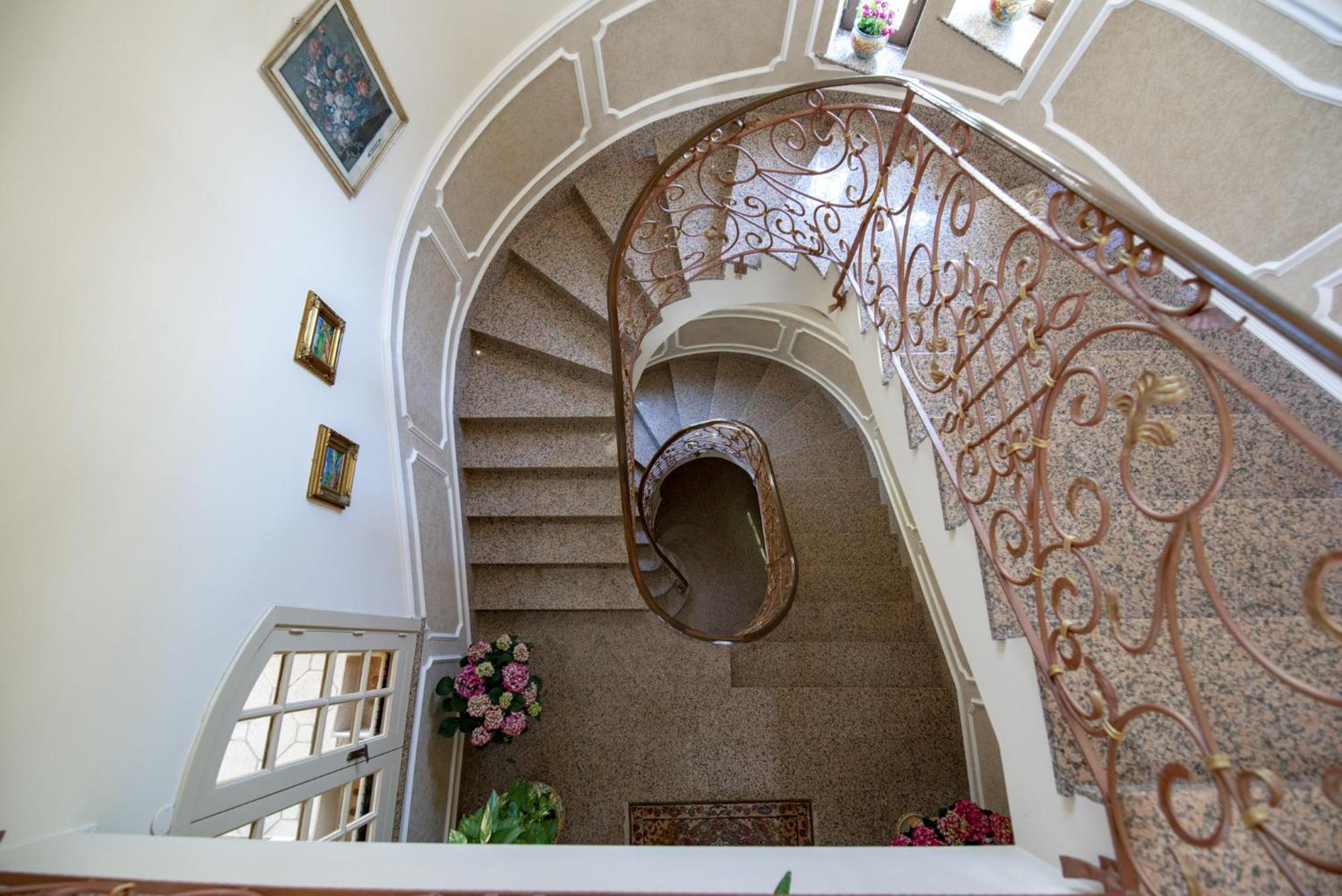 Villa Del Papiro Charme Apartments 阿沃拉 外观 照片