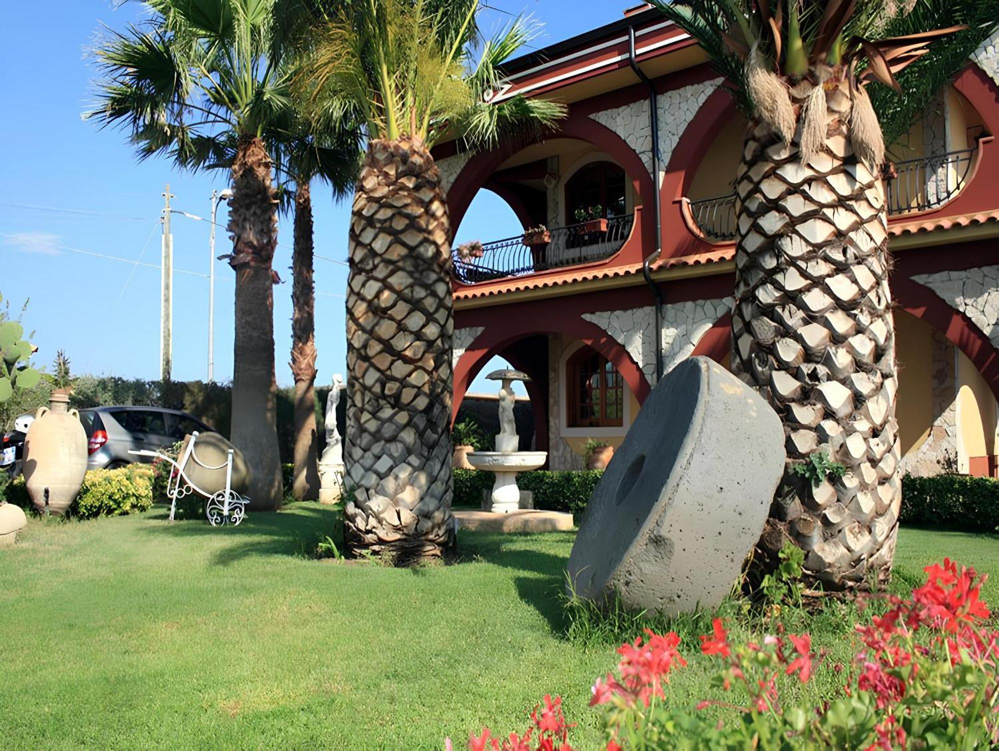 Villa Del Papiro Charme Apartments 阿沃拉 外观 照片